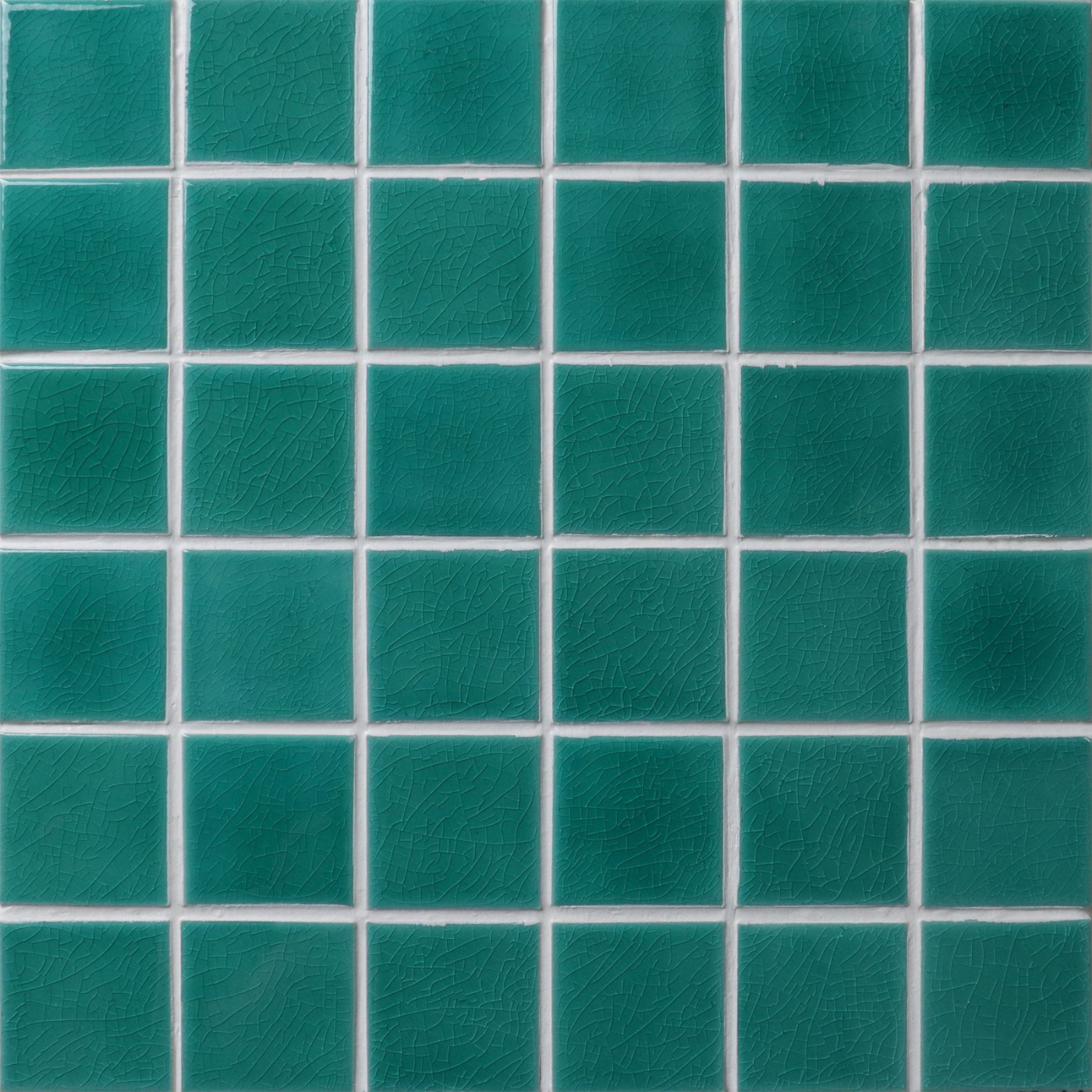 CRACKLING POOL MOSAIC TILES